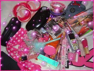 Les trucs indispensable pour une fille !!! lol.